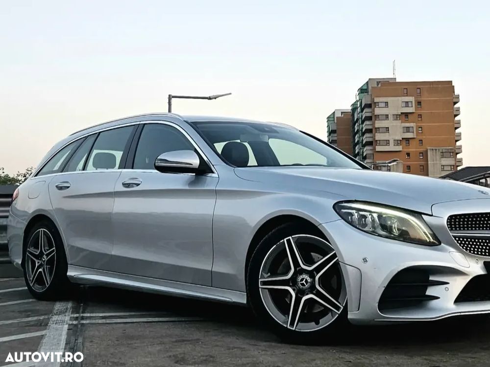 Mercedes-Benz C 220 d T 9G-TRONIC AMG Line - 22