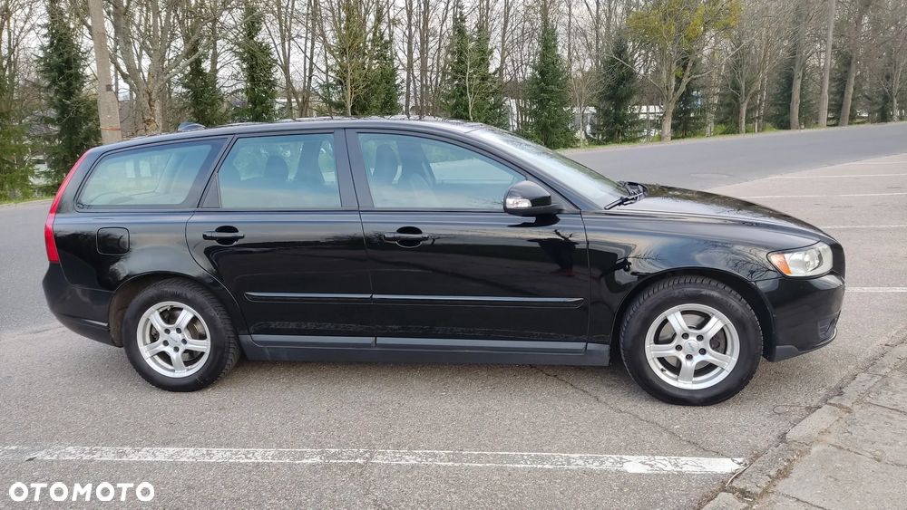 Volvo V50 - 2