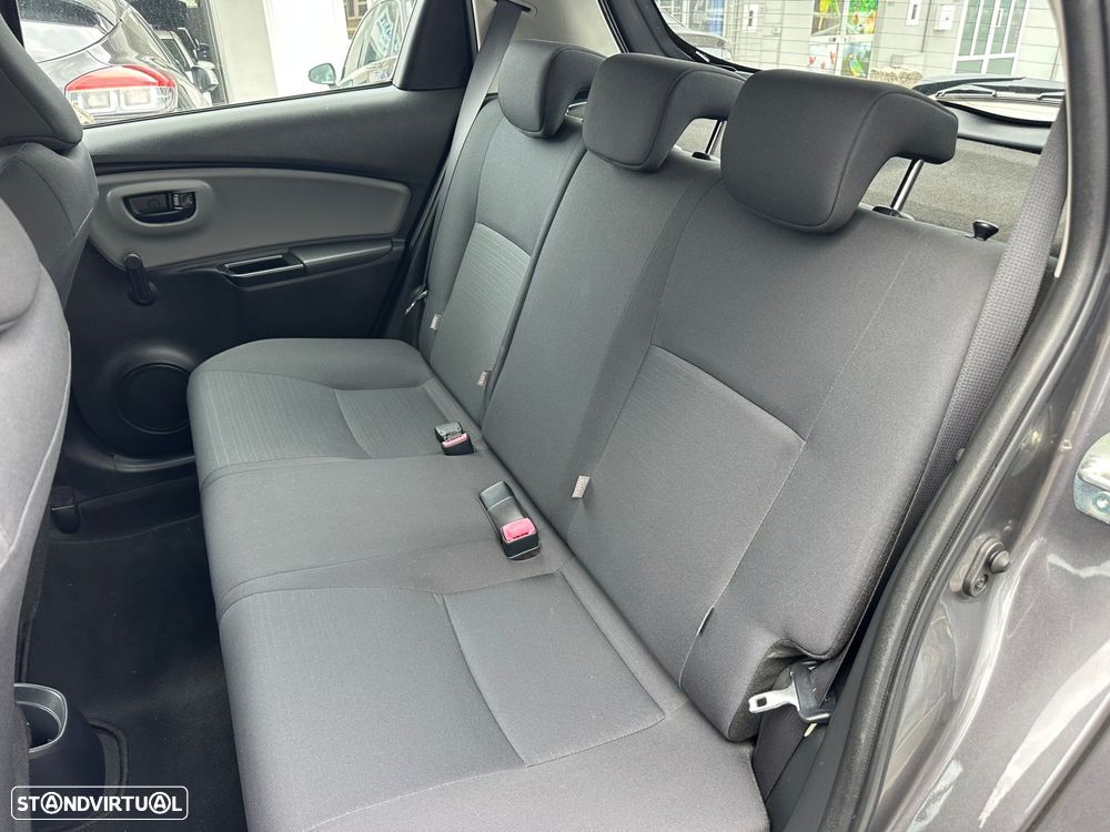 Toyota Yaris 1.4 D-4D ACtive+AC - 10