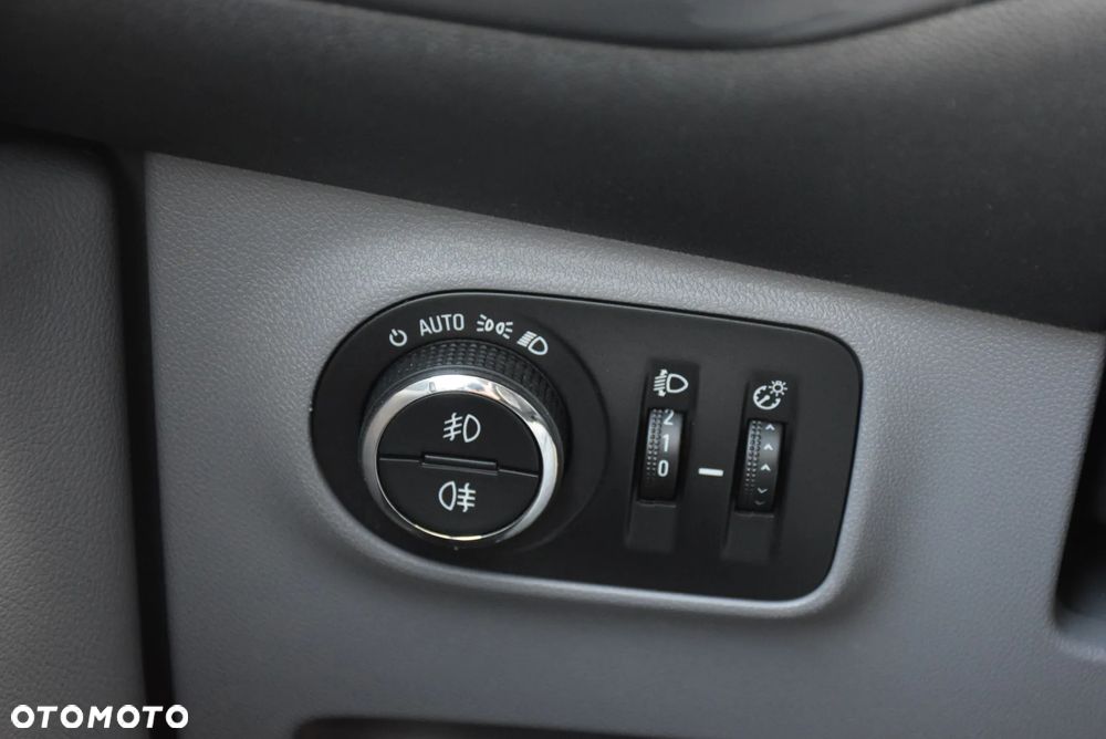 Opel Corsa ver-1-4-turbo-ecoflex-start-stop-innovation - 21