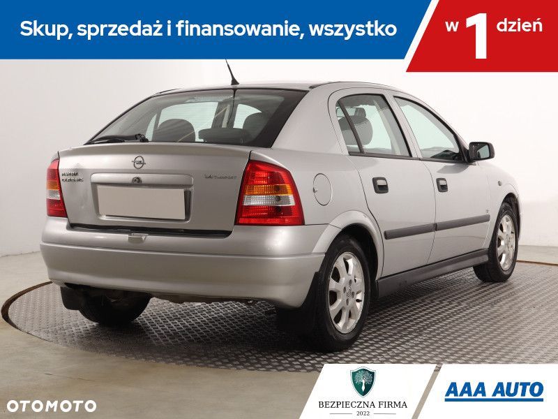 Opel Astra - 7