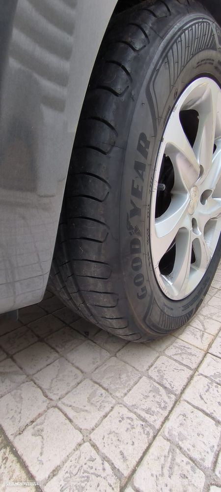 Peugeot 208 1.4 HDi Active - 10