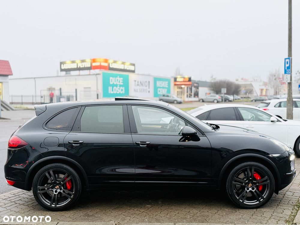 Porsche Cayenne Turbo Tiptronic S - 23