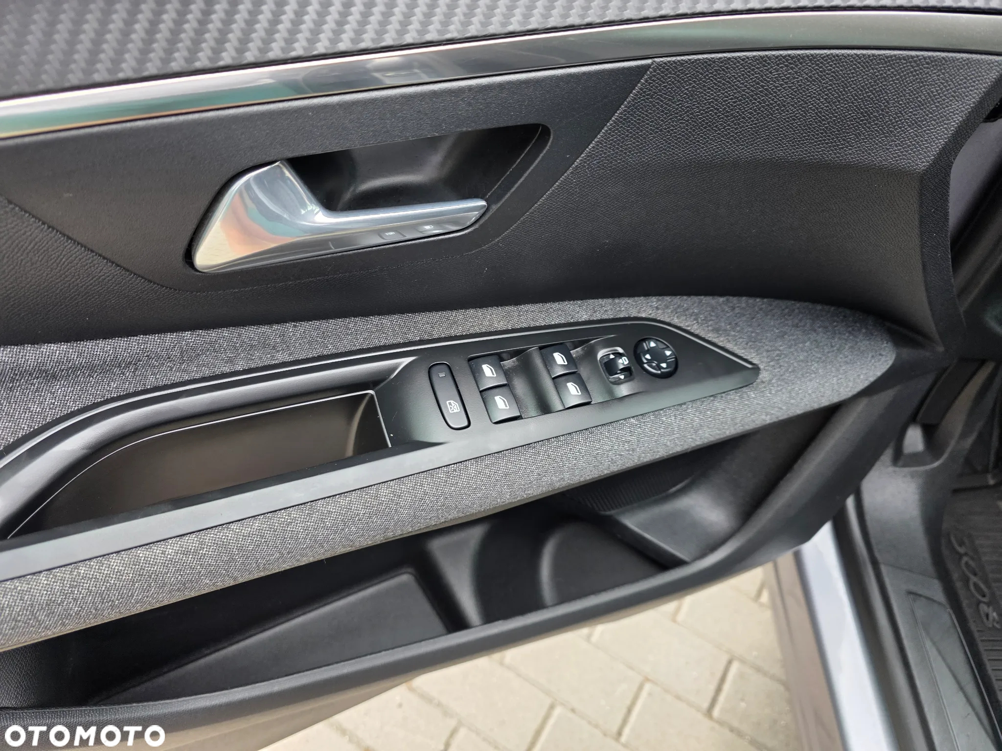 Peugeot 3008 1.5 BlueHDi Allure S&S - 14