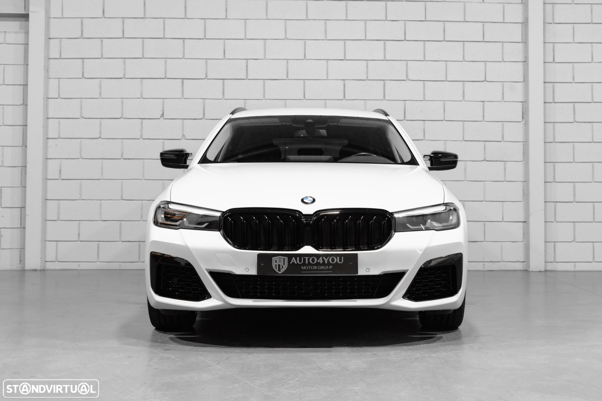 BMW 520 d Touring Aut. - 2