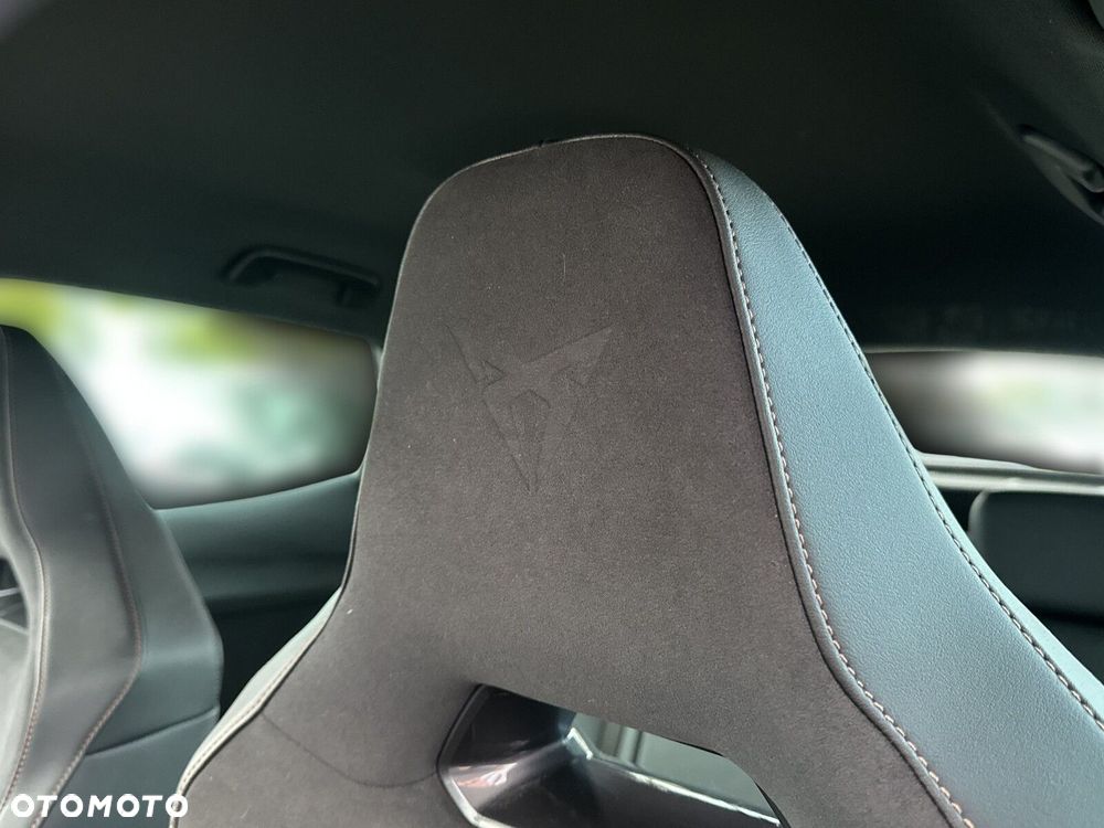 Cupra Formentor 1.5 eTSI mHEV DSG - 39