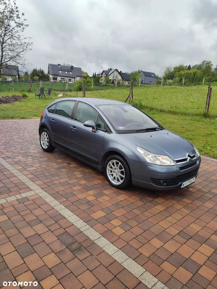 Citroën C4 1.6 16V Impress - 1