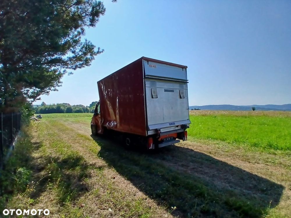 Mercedes-Benz Sprinter - 6
