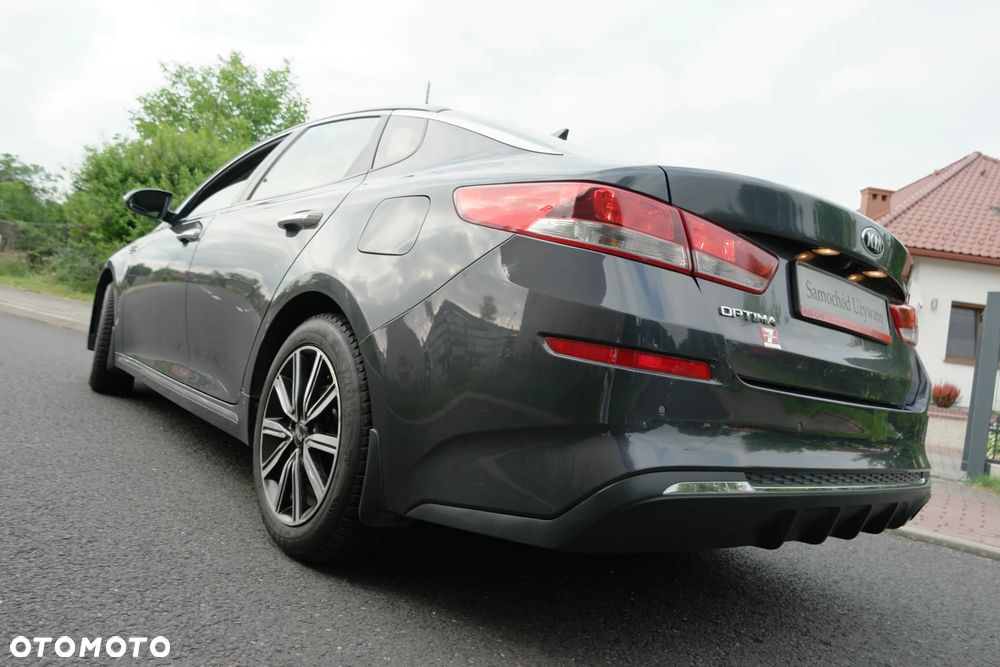Kia Optima - 38