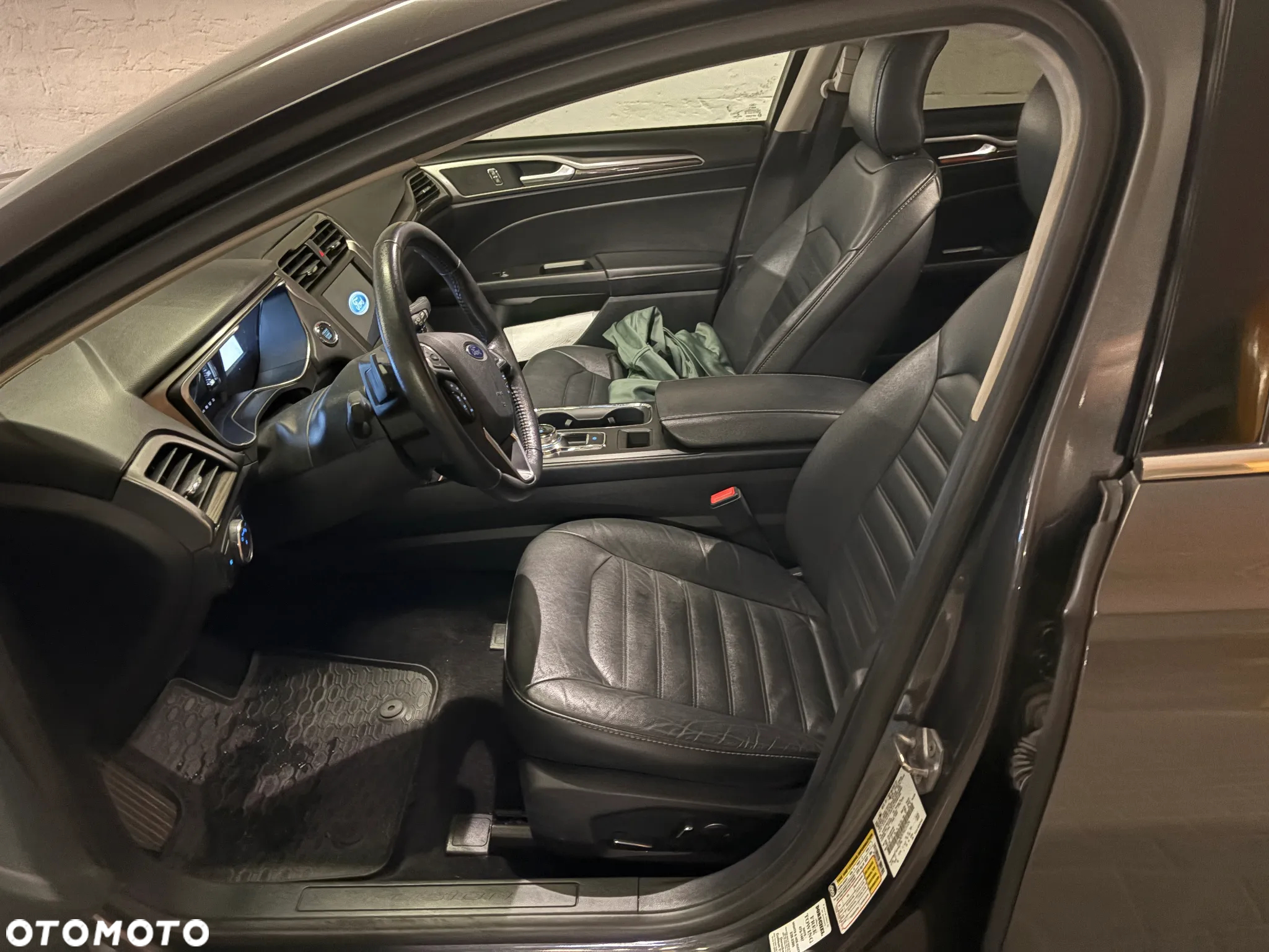 Ford Fusion 2.0 EcoBoost Titanium - 9