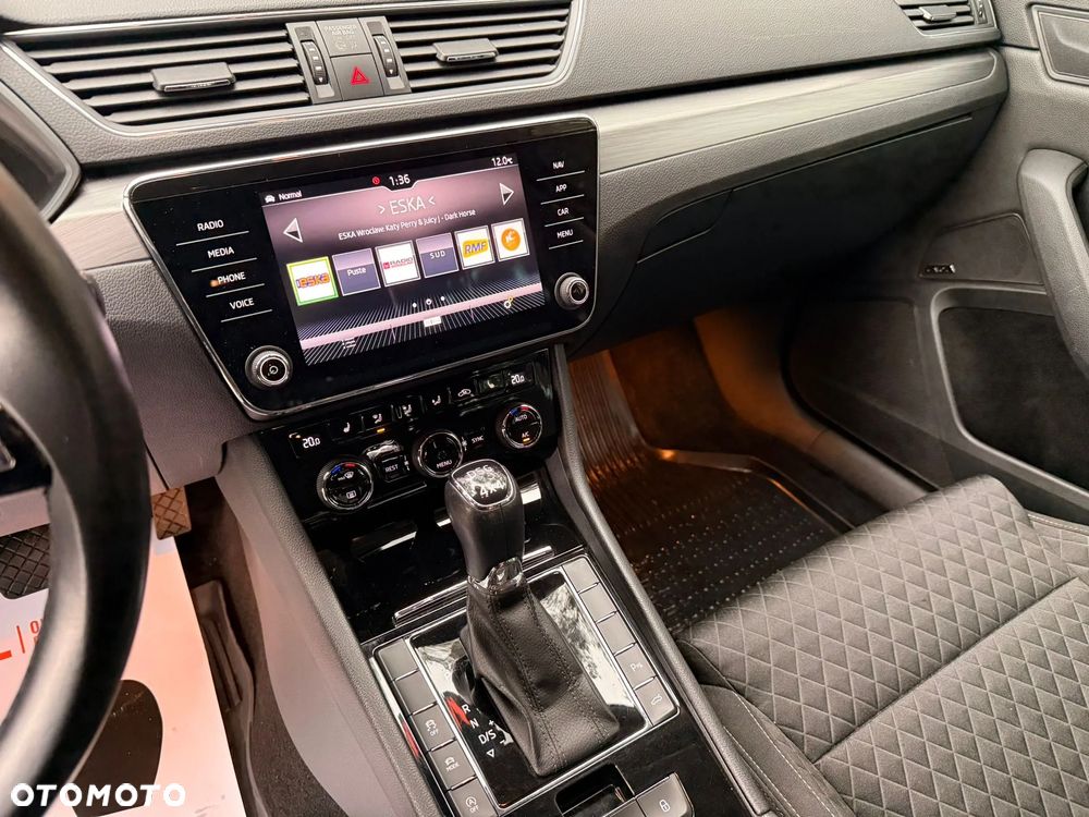 Skoda Superb 2.0 TDI 4x4 Style DSG - 7