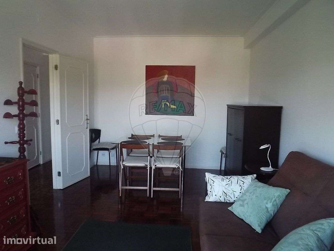Apartamento T2 para arrendamento - Grande imagem: 2/19