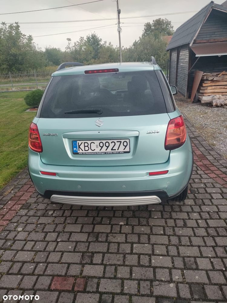Suzuki SX4 - 4