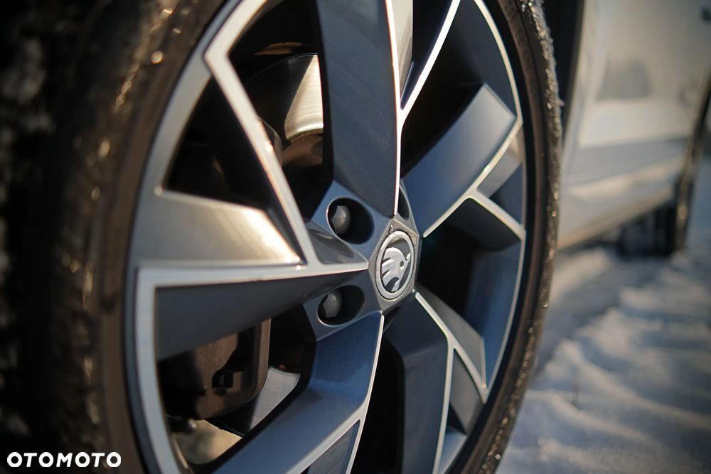 Skoda Kodiaq 2.0 TSI 4x4 Sportline DSG - 4