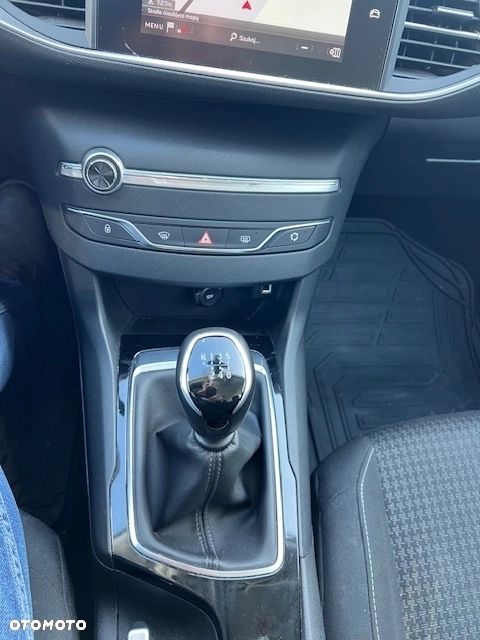 Peugeot 308 1.5 BlueHDi Access S&S - 21