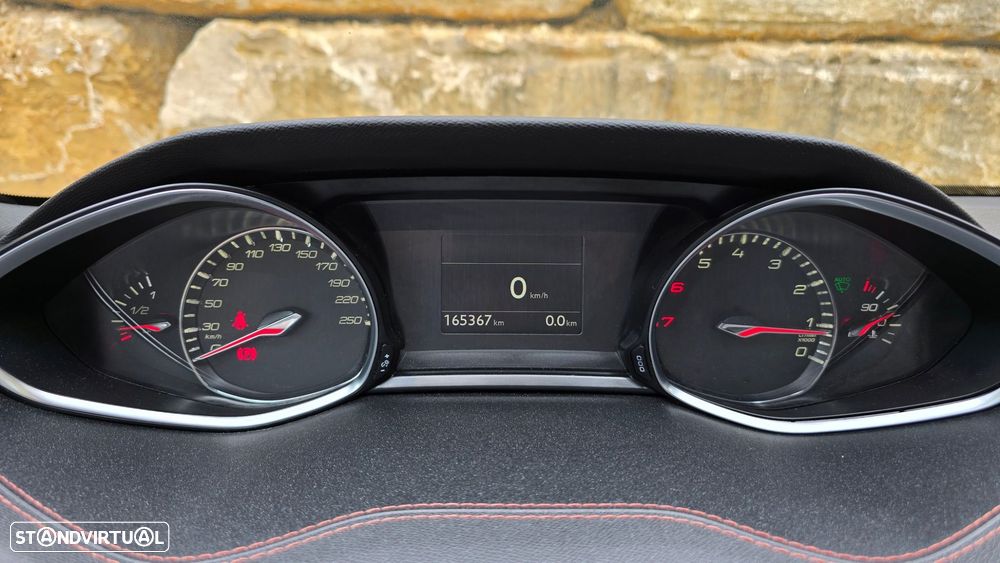 Peugeot 308 1.2 PureTech GT Line - 18