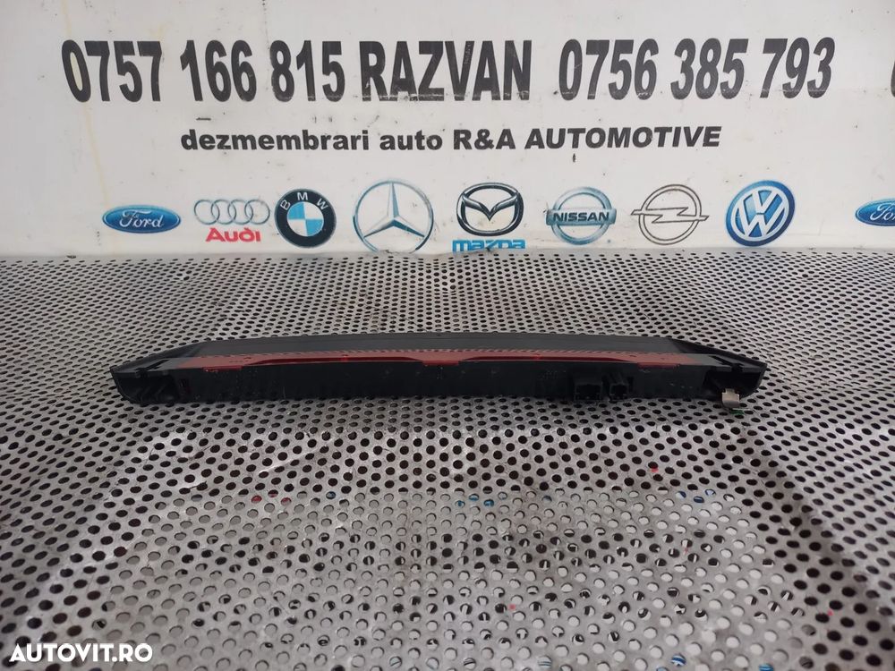 Stop Suplimentar Frana Luneta Audi A8 4H D4 An 2010-2011-2012-2013-2014-2015-2016-2017 Dezmembrez A - 3