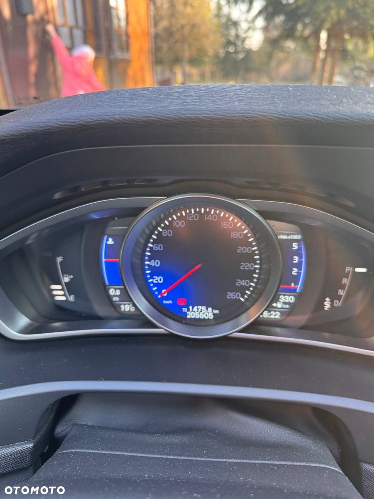 Volvo V40 D3 Geartronic Momentum - 9