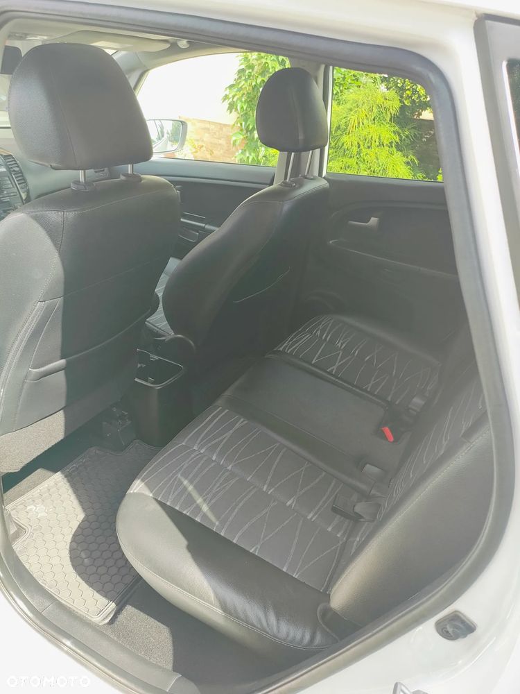 Kia Venga 1.6 CRDi L - 9