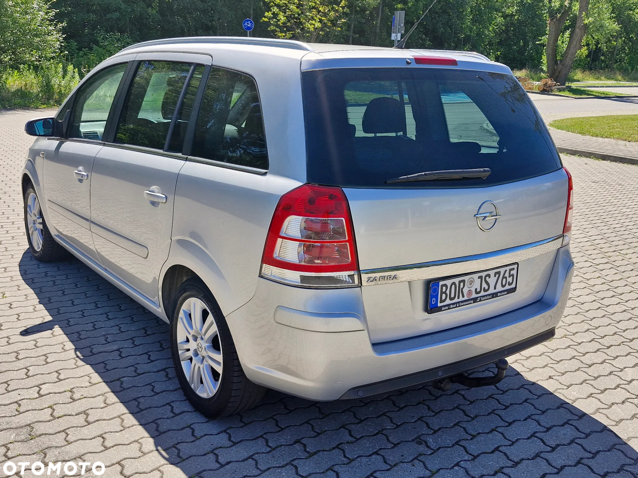 Opel Zafira 1.8 Cosmo EU5 - 9