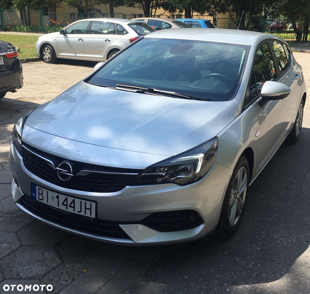 Opel Astra 2020 photo 2