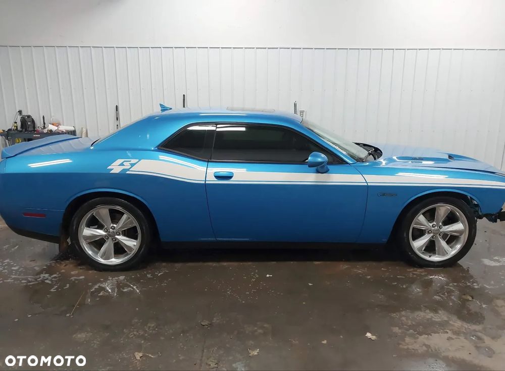 Dodge Challenger 5.7 R/T - 6