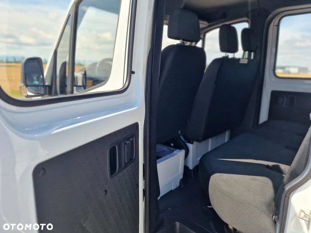 Mercedes-Benz Sprinter Doka - 16