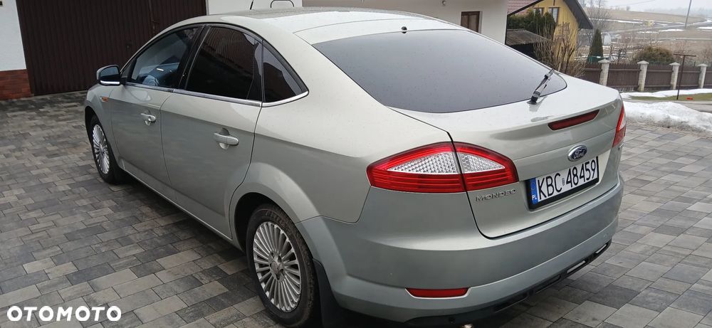 Ford Mondeo 2.0 TDCi Titanium - 16