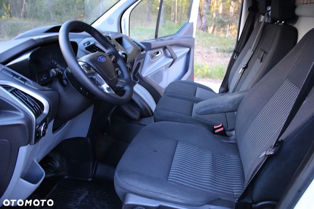 Ford Transit Custom - 13