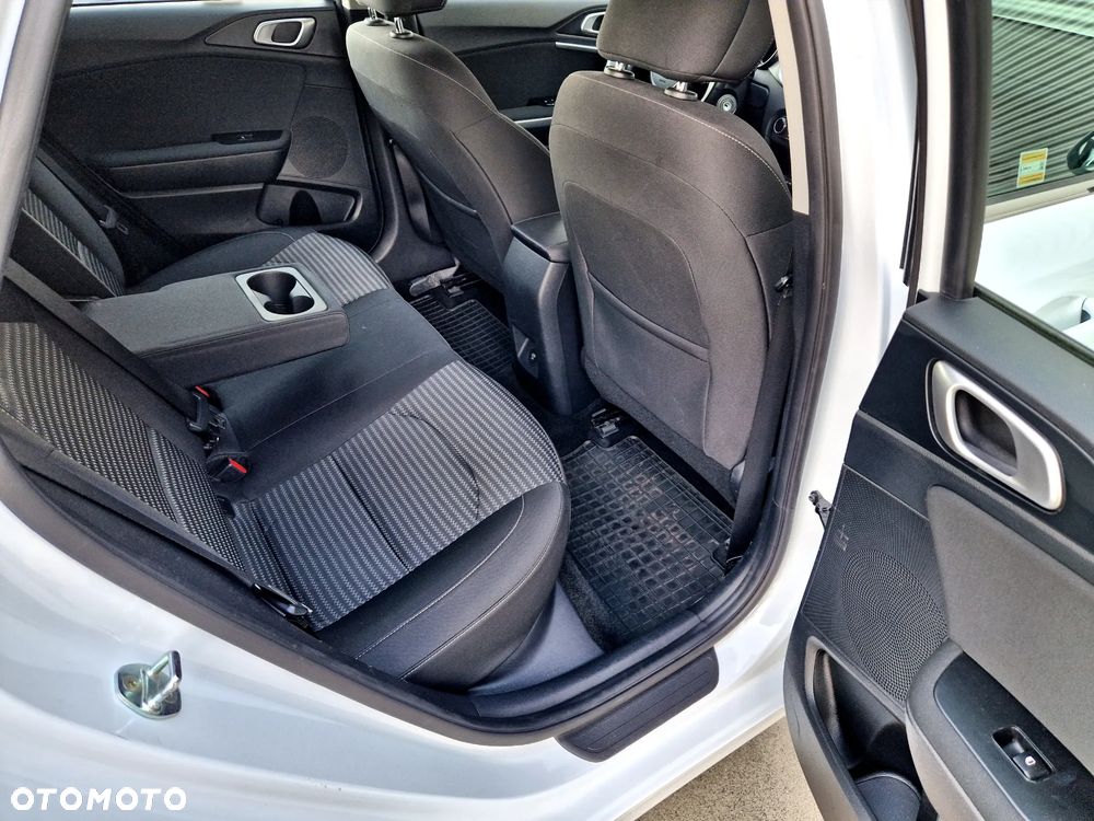 Kia Ceed 1.5 T-GDI M - 18