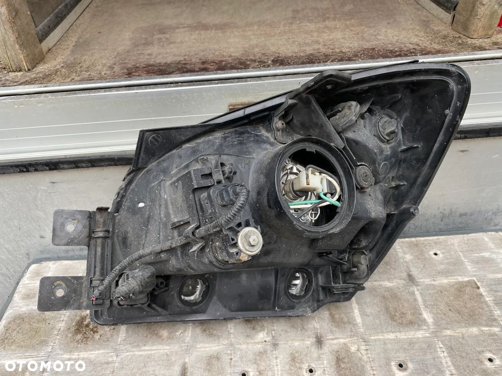lampy sportage II komplet eu całe - 5