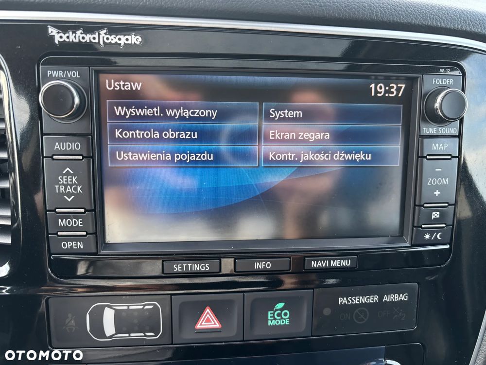 Mitsubishi Outlander 2.2 DI-D 4WD Diamant Edition - 21