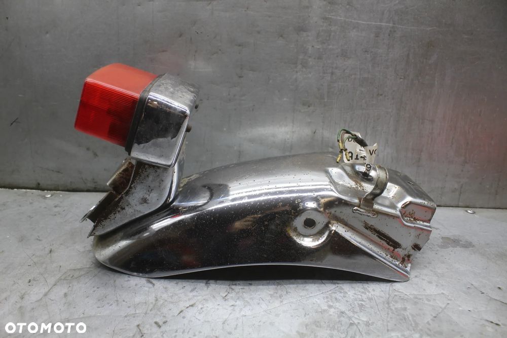 Daelim VT 125 VC błotnik tył tylny lampa - 1