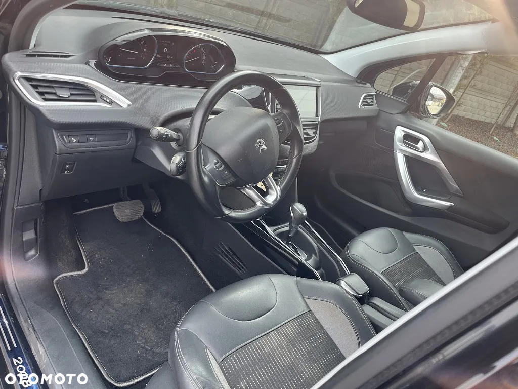 Peugeot 2008 - 5
