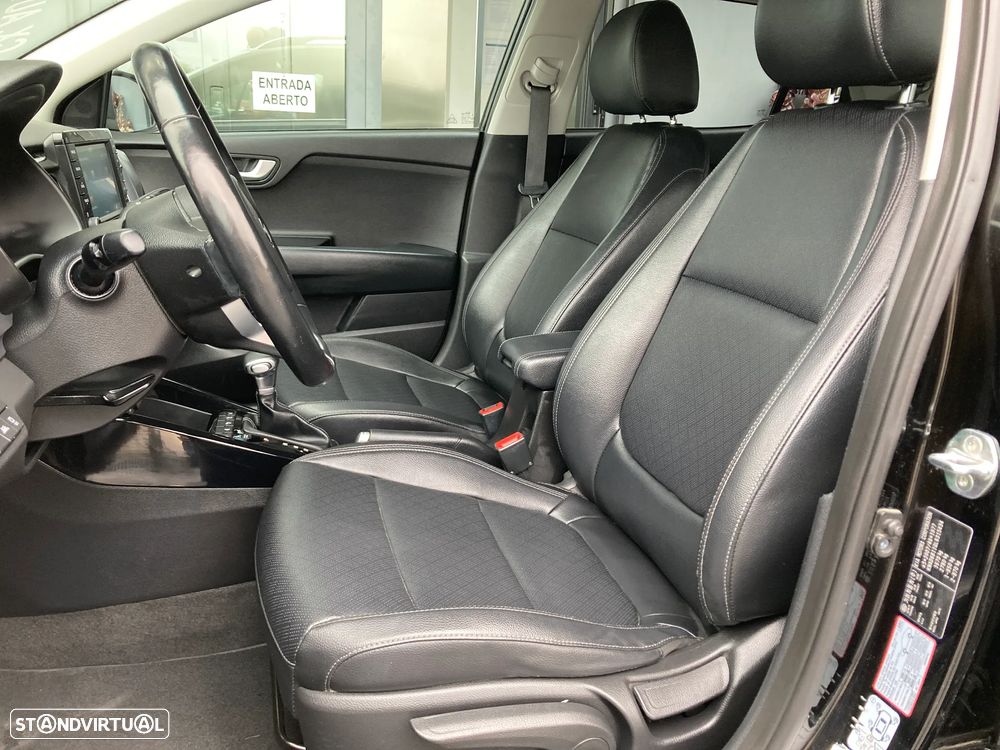 Kia Stonic 1.0 T-GDI DCT OPF Platinum Edition - 32