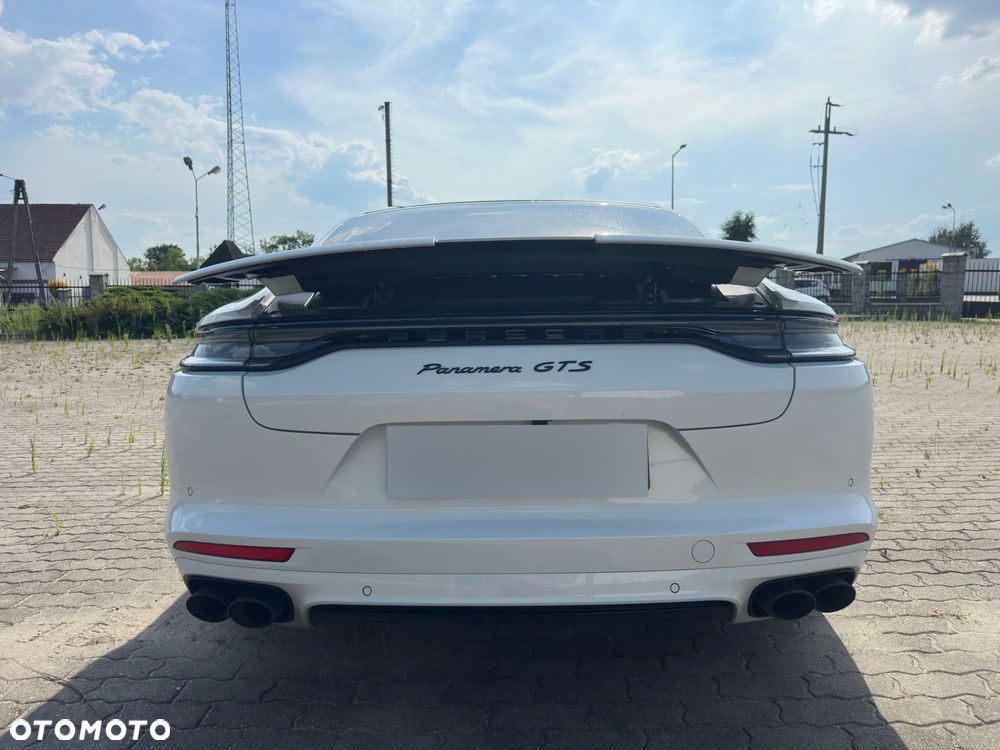 Porsche Panamera GTS - 7