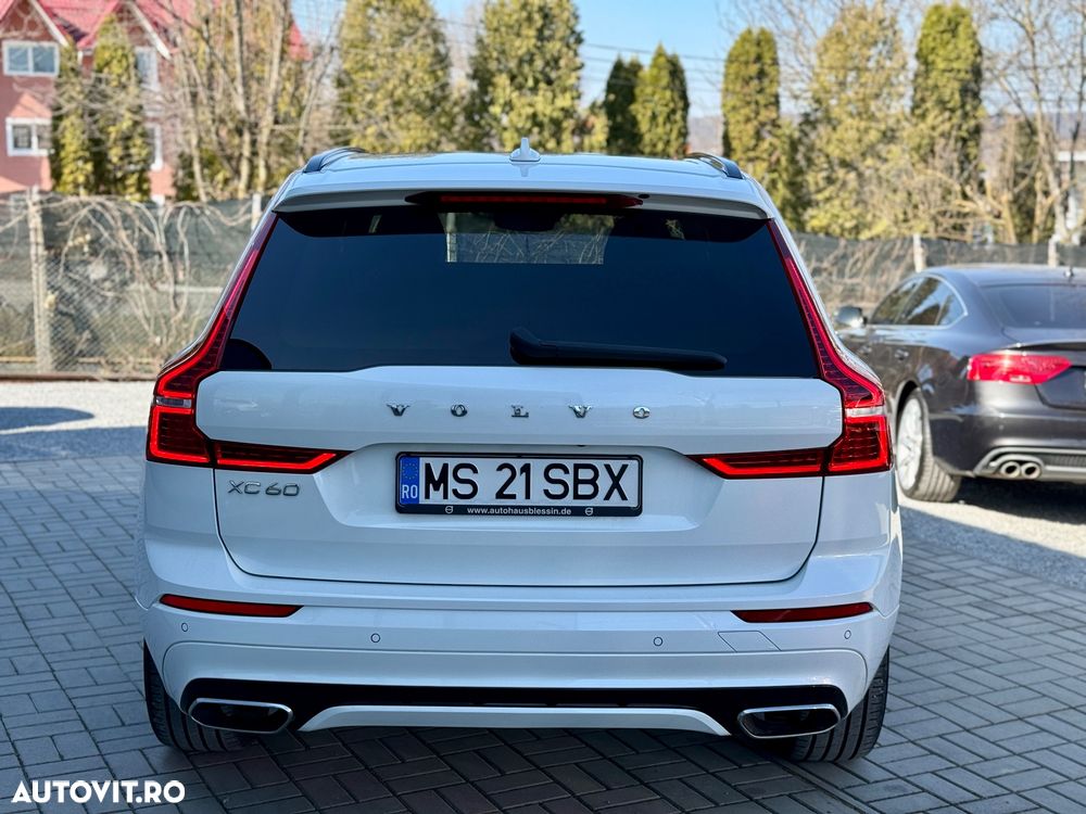 Volvo XC 60 D5 AWD Geartronic Inscription - 9