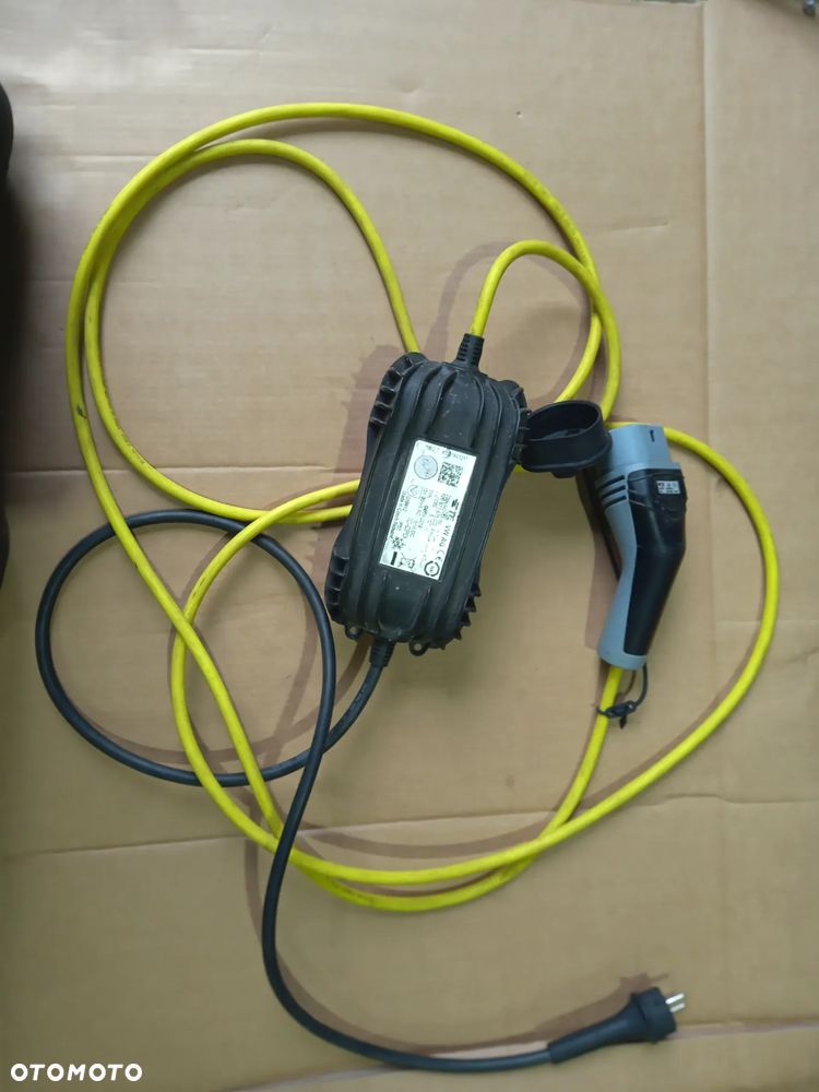 Oryginalny kabel do ładowania samochodu VW eGolf eUP 230V 10A gniazdo domowe 12E - 1