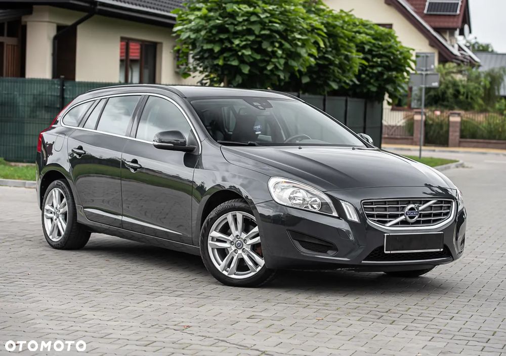 Volvo V60 D2 Momentum - 3
