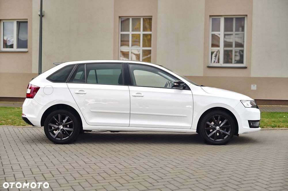 Skoda RAPID - 18