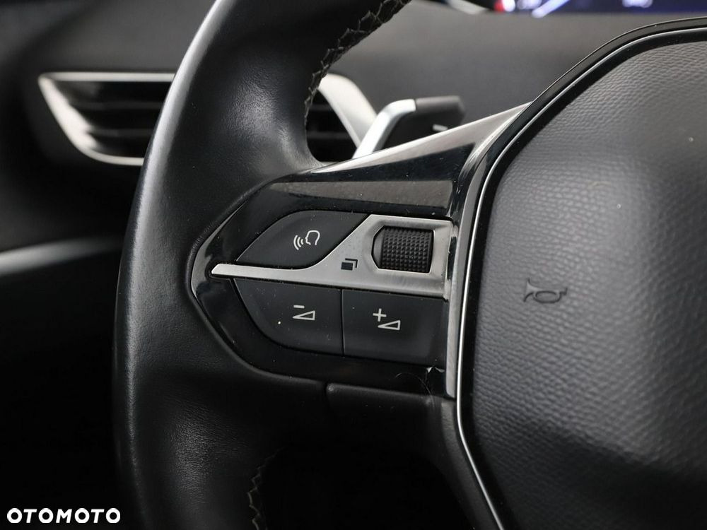 Peugeot 3008 1.2 PureTech Allure S&S EAT6 - 32