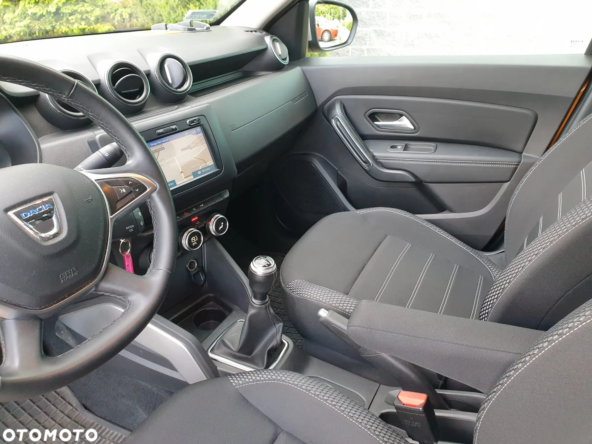 Dacia Duster 1.6 SCe Prestige - 12