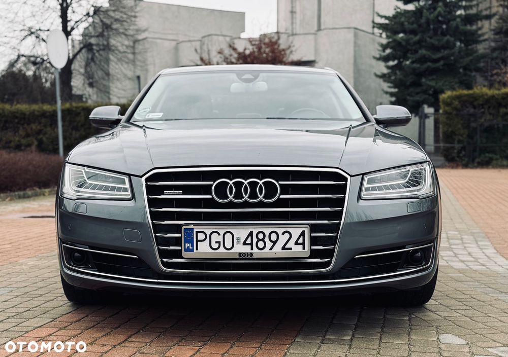Audi A8 4.2 TDI DPF (clean diesel) quattro tiptronic - 9