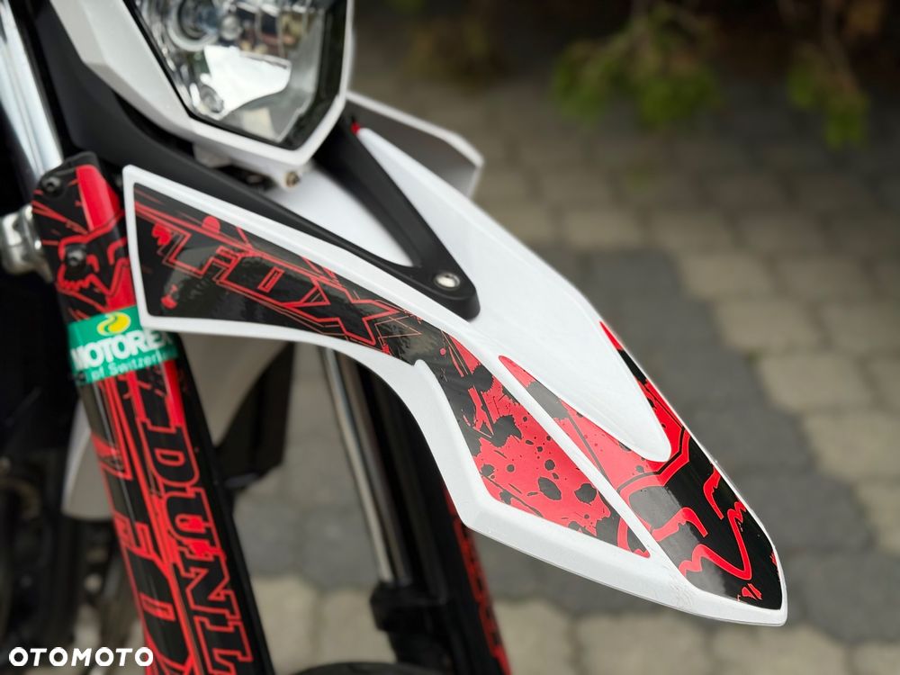 Yamaha WR - 10