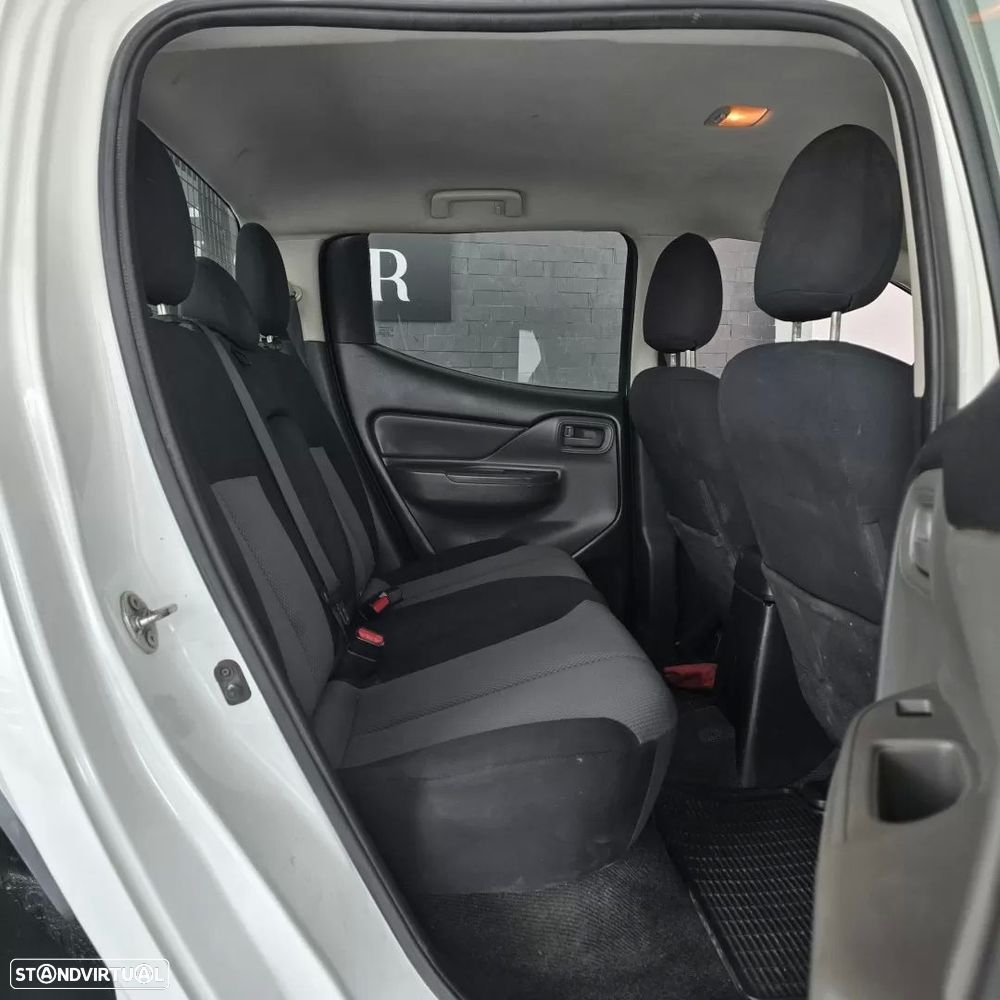 Mitsubishi L200 2.4 DI-D CD Invite 4WD - 7