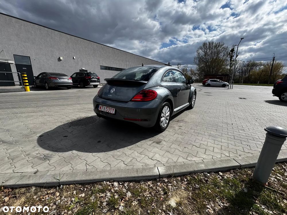 Volkswagen Beetle 2.5 - 6