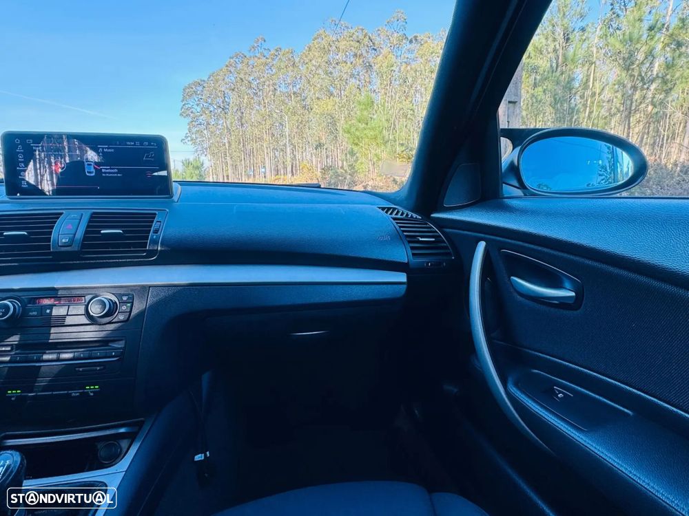 BMW 118 d Line Sport - 25