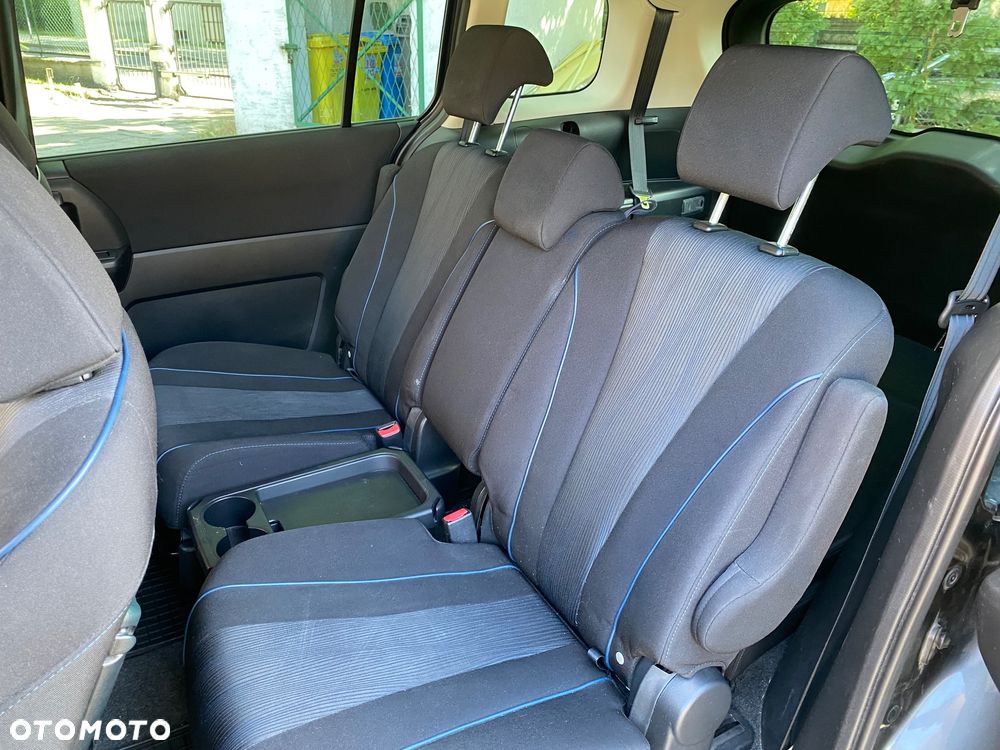Mazda 5 - 17