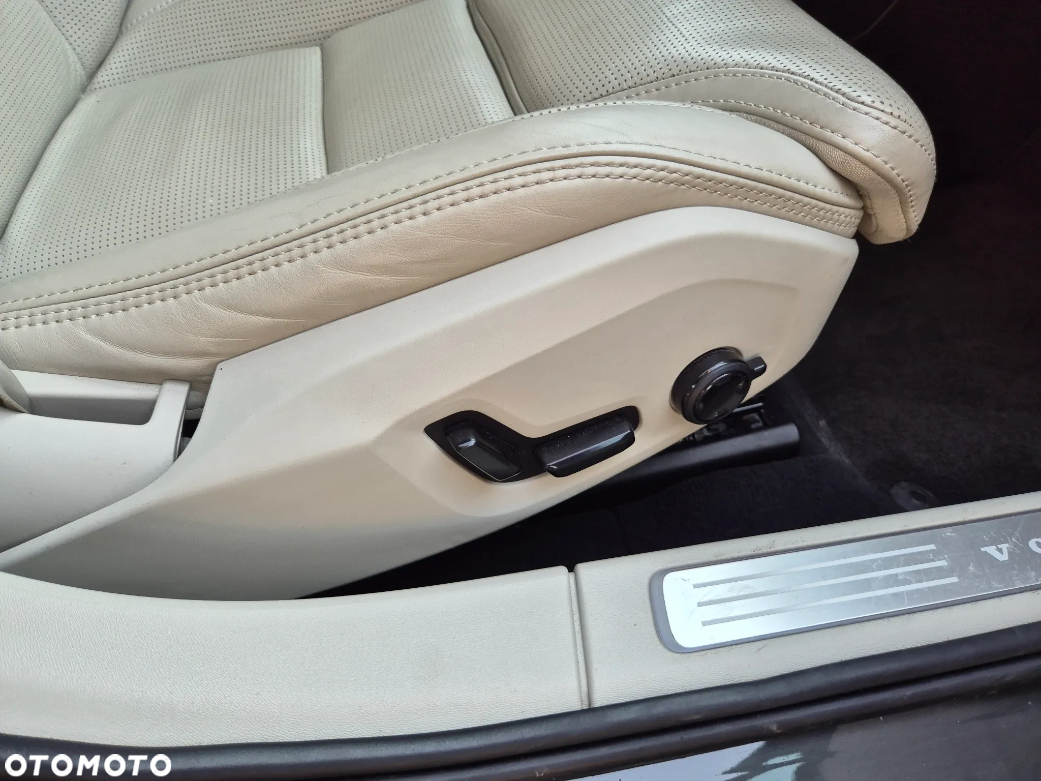 Volvo V90 D4 Geartronic Inscription - 23