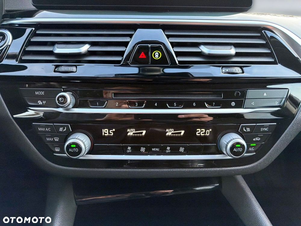BMW Seria 5 - 27